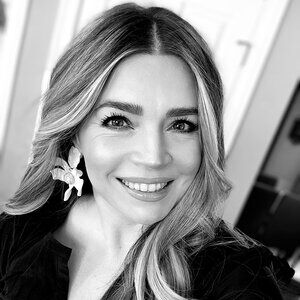 Meet your Posher, Carline